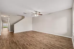 2125 Fluorshire Dr, Brandon, FL 33511 - Photo 4