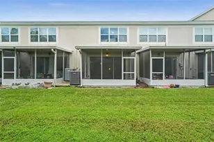 26533 Castleview Way, Wesley Chapel, FL 33544 - Photo 18