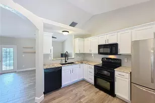 1193 Lake Lucerne Cir, Winter Springs, FL 32708 - Photo 4