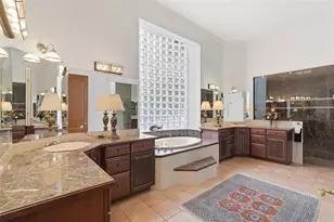 9813 Lake Georgia Dr, Orlando, FL 32817 - Photo 38