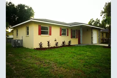 1051 Venetian Parkway, Venice, FL 34285 - Photo 2