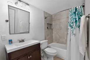 7001 Baywood Ct, Tampa, FL 33615 - Photo 28