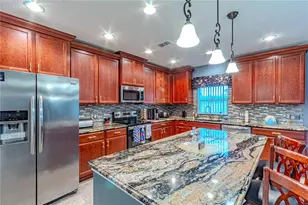 2478 Addison Creek Dr, Kissimmee, FL 34758 - Photo 6