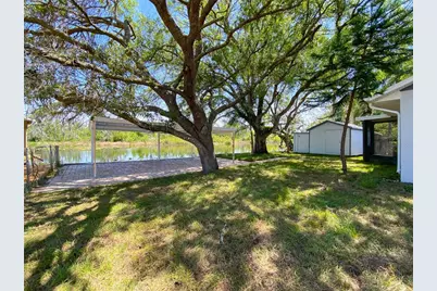 28046 Lois Drive, Tavares, FL 32778 - Photo 12