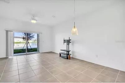 11747 Stonesmith Crossing, Palmetto, FL 34221 - Photo 6
