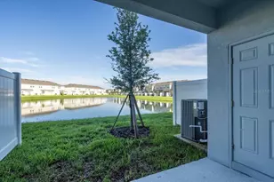 11747 Stonesmith Xing, Palmetto, FL 34221 - Photo 16