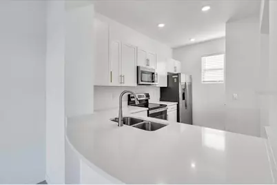 11747 Stonesmith Crossing, Palmetto, FL 34221 - Photo 4