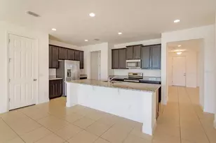 4956 Blanche Ct, Saint Cloud, FL 34772 - Photo 4
