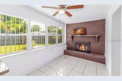 1625 Queensway Road, Orlando, FL 32808 - Photo 6