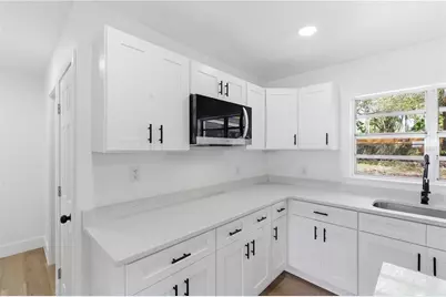 10945 N Boulevard, Tampa, FL 33612 - Photo 16