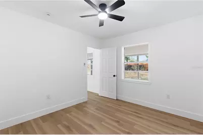 10945 N Boulevard, Tampa, FL 33612 - Photo 24