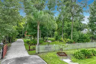 32519 Okaloosa Trail, Sorrento, FL 32776 - Photo 6