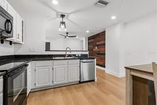 32323 Fish Hook Loop, Wesley Chapel, FL 33545 - Photo 18