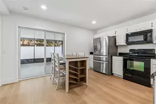 32323 Fish Hook Loop, Wesley Chapel, FL 33545 - Photo 16
