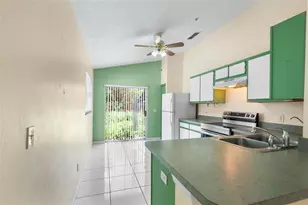9616 Hollyhill Dr, Orlando, FL 32824 - Photo 8