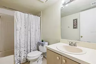 2554 Lakeway Branch Dr, Orlando, FL 32839 - Photo 10