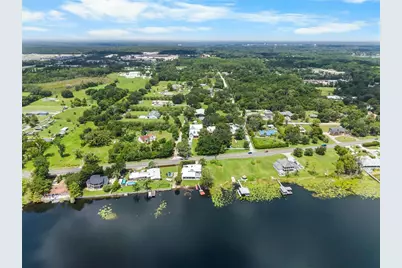 2424 E New York Avenue, Deland, FL 32724 - Photo 6