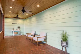 2424 E New York Ave, Deland, FL 32724 - Photo 26