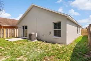 5459 Seedling Ln, Orlando, FL 32811 - Photo 18