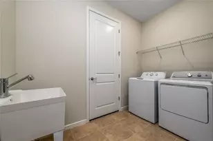 13270 Panama Beach Ct, Orlando, FL 32827 - Photo 32
