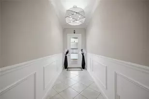 11419 Sunburst Marble Rd, Riverview, FL 33579 - Photo 4