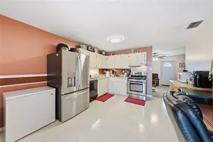 4908 Pimlico Ct, West Palm Beach, FL 33415 - Photo 4