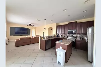 589 Blue Cypress Drive, Groveland, FL 34736 - Photo 4