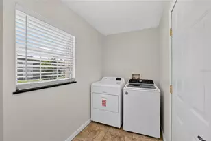 3830 Griffin View Dr, Lady Lake, FL 32159 - Photo 32