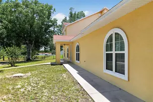 3830 Griffin View Dr, Lady Lake, FL 32159 - Photo 8