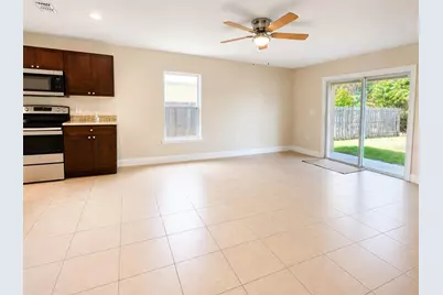 642 Heraldo Court, Kissimmee, FL 34758 - Photo 4