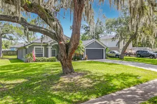 3010 Norvell Ct, Deltona, FL 32738 - Photo 4