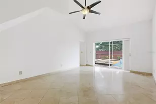 13714 Huntwick Dr, Orlando, FL 32837 - Photo 12