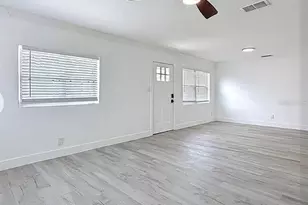200 Lewis Blvd SE, Saint Petersburg, FL 33705 - Photo 8