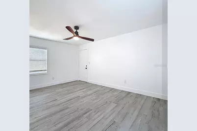 200 Lewis Boulevard SE, Saint Petersburg, FL 33705 - Photo 10