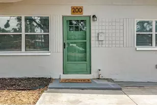 200 Lewis Blvd SE, Saint Petersburg, FL 33705 - Photo 2