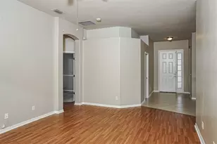 1840 Summer Walk Cir, Sarasota, FL 34232 - Photo 4