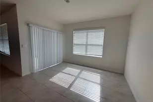 1344 Sugarwood St, Davenport, FL 33837 - Photo 4