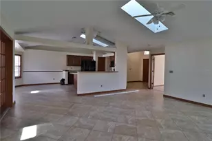1088 Tivoli Dr, Deltona, FL 32725 - Photo 4
