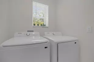 334 Charles Dr, Deland, FL 32724 - Photo 16