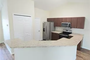 13775 SW 43rd Cir, Ocala, FL 34473 - Photo 2