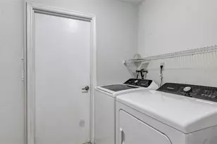 5616 Norman H Cutson Dr, Orlando, FL 32821 - Photo 36
