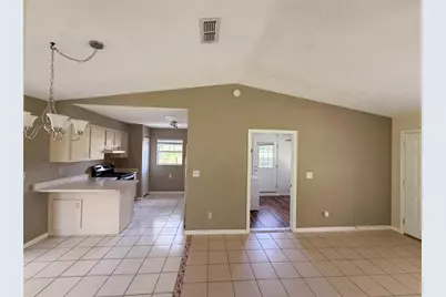 1870 SW Valencia Heights Avenue, Dunnellon, FL 34431 - Photo 8