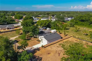 110 Fruitwood Ave, Eustis, FL 32726 - Photo 4