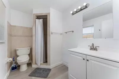 334 Dagama Court, Kissimmee, FL 34758 - Photo 6