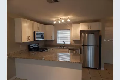 307 Sherborne Lane, Kissimmee, FL 34758 - Photo 4