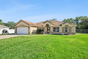 1560 Gray Ct, Deltona, FL 32738 - Photo 4
