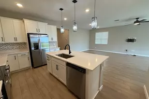 10073 Spring Lake Dr, Clermont, FL 34711 - Photo 6
