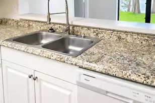 703 Northlake Dr, Sanford, FL 32773 - Photo 12