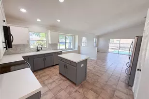 701 Magnolia Creek Cir, Orlando, FL 32828 - Photo 8