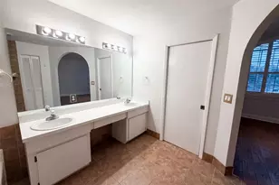 1701 Larabie Ct, Brandon, FL 33511 - Photo 14